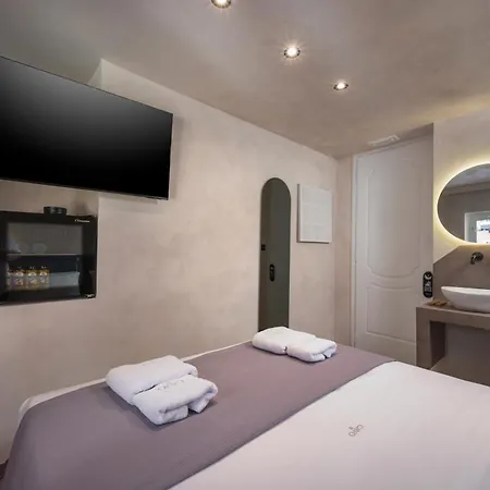 Cavo Iii Luxury Boutique Χανιά